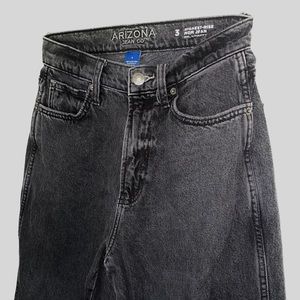 Vintage Mom jeans black straight leg